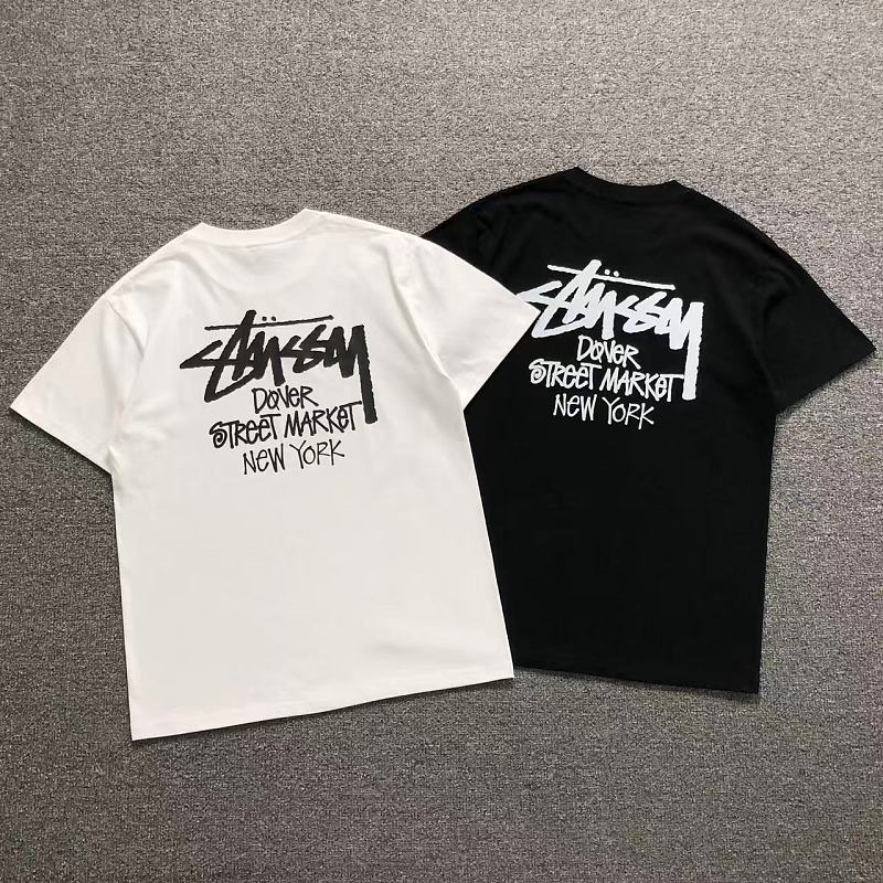 STUSSY T-SHIRT 3207201821（im 170cm 60kg i wear size M in the phot）