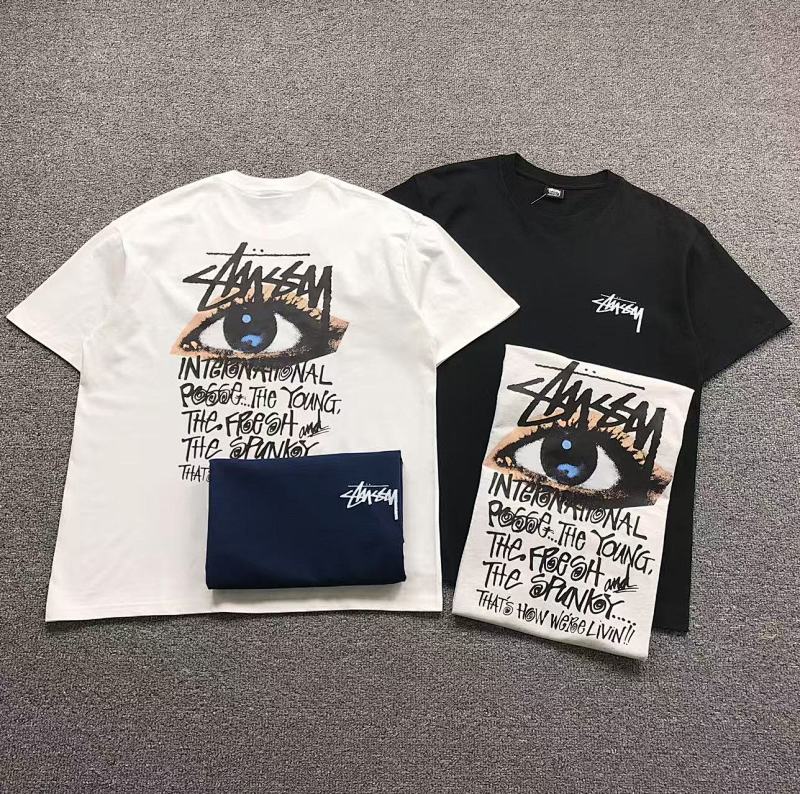 STUSSY T-SHIRT 3104090131（im 170cm 60kg i wear size XL in the phot）