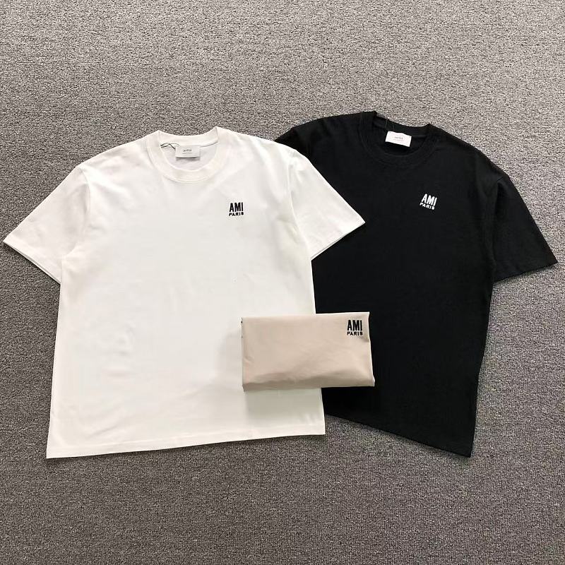 AMI T-SHIRT 3206172021 （im 170cm 60kg i wear size M in the phot）