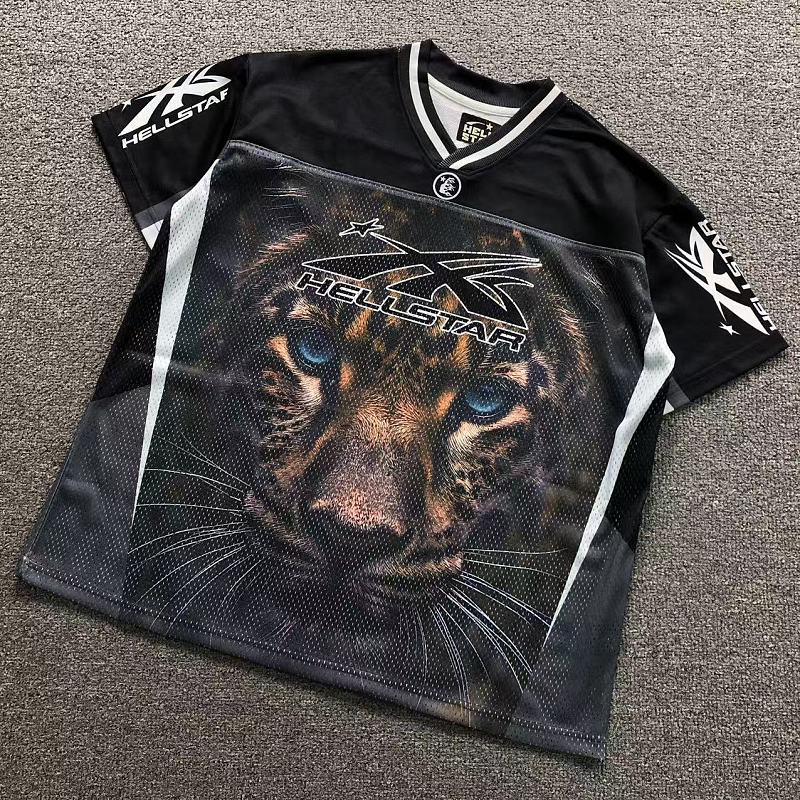 HELLSTAR T-SHIRT 124170771（im 170cm 65kg i wear size S in the phot）