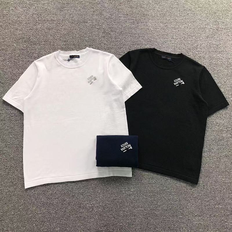 LV T-SHIRT 504233383 （im 170cm 60kg i wear size XL in the phot）