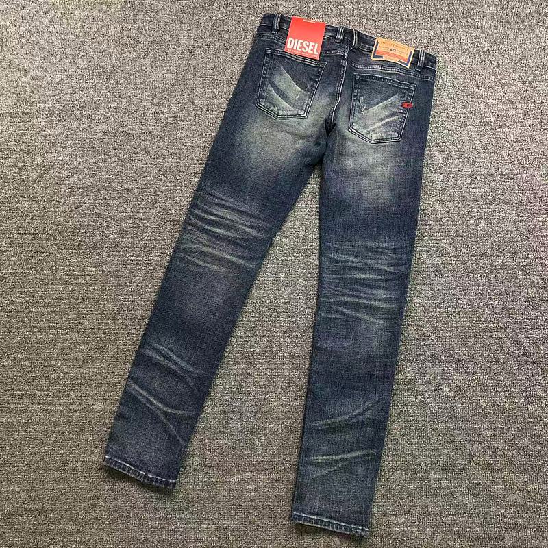DIESEL TROUSERS 3207080917（im 170cm 60kg i wear size 32 in the phot）