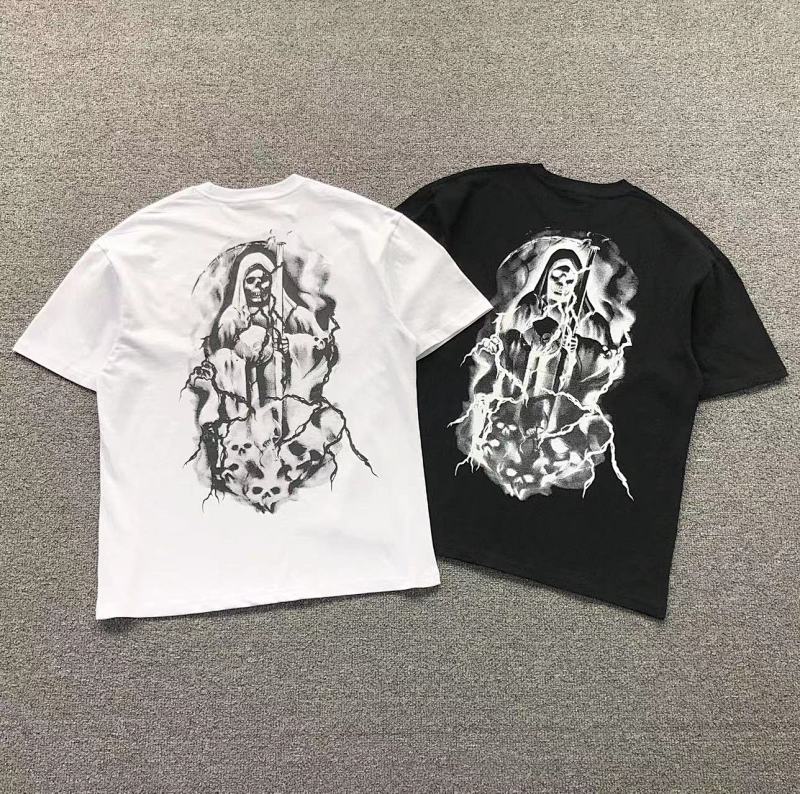 REVENGE T-SHIRT 504021591（im 170cm 60kg i wear size S in the phot）