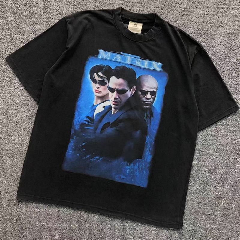 VINTAGE T-SHIRT 3105062817（im 170cm 60kg i wear size L in the phot）