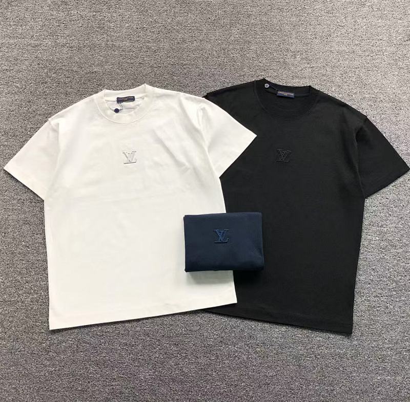 LV T-SHIRT 57112981（im 170cm 60kg i wear size M in the phot）