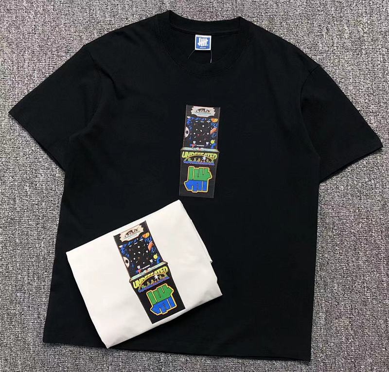 UNDEFEATED T-SHIRT 39110202
