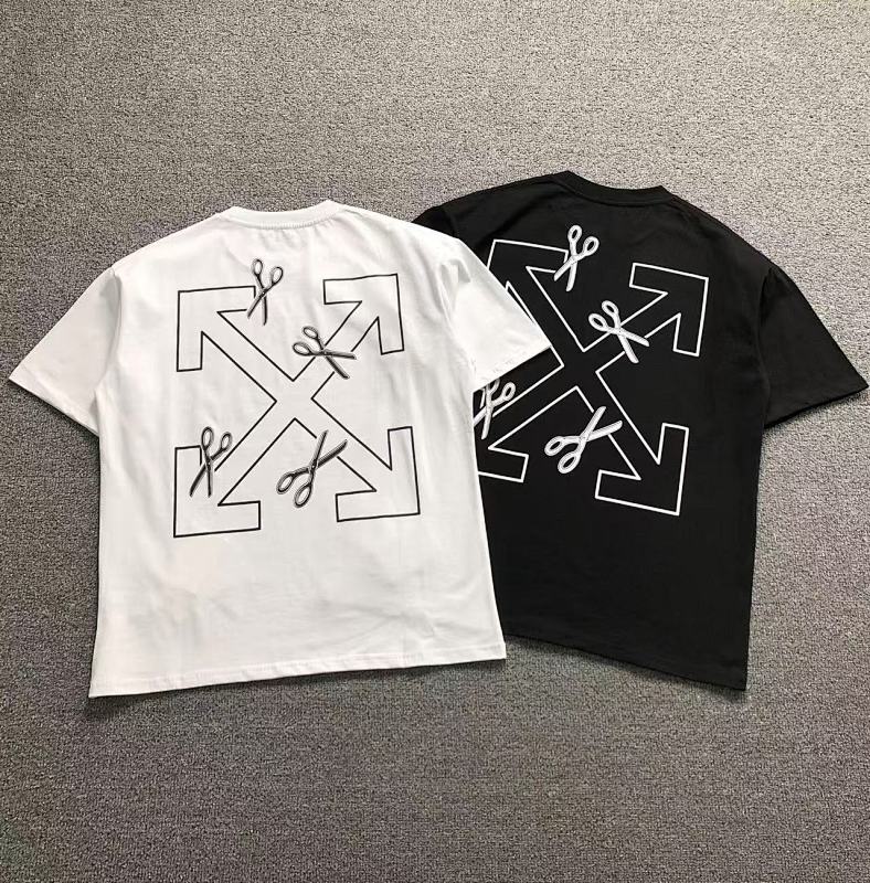 OFF-WHITE T-SHIRT 521234319（im 170cm 60kg i wear size L in the phot）