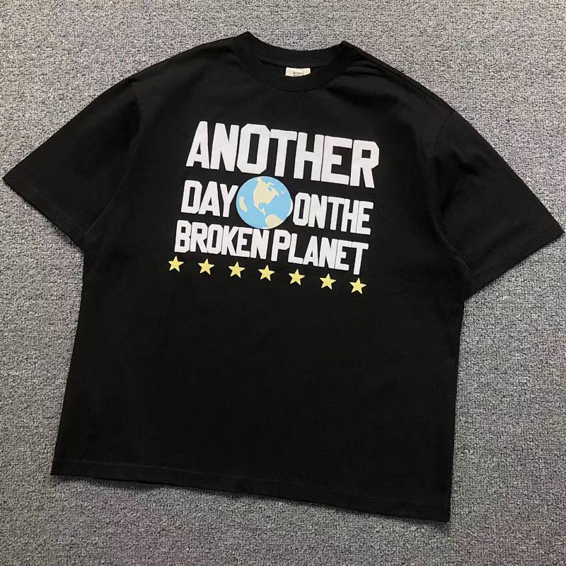 BROKEN PLANET T-SHIRT 3202030421 （im 170cm 60kg i wear size S in the phot）