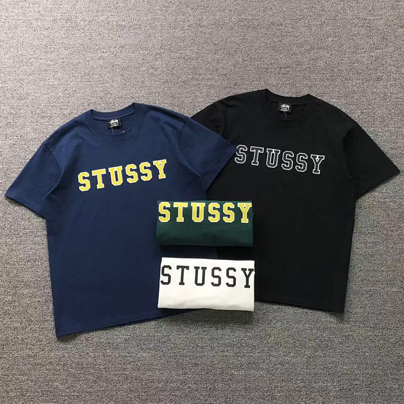 STUSSY T-SHIRT 1111220602（im 170cm 60kg i wear size M in the phot）