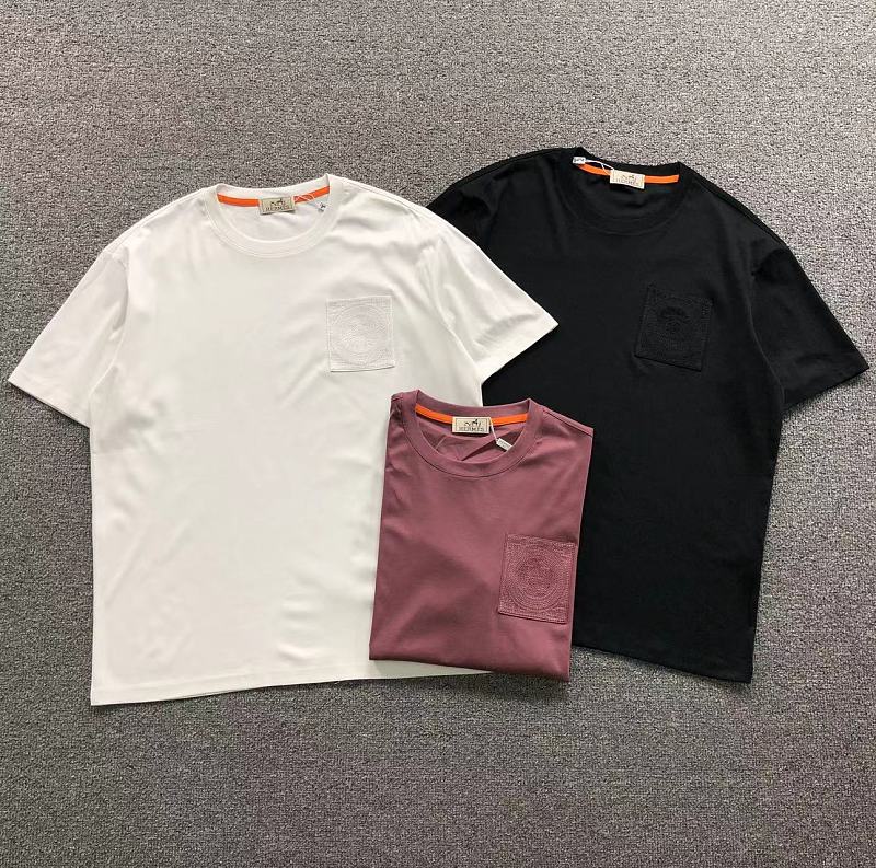 HERMES T-SHIRT 2204173001（im 170cm 60kg i wear size 3XL in the phot）