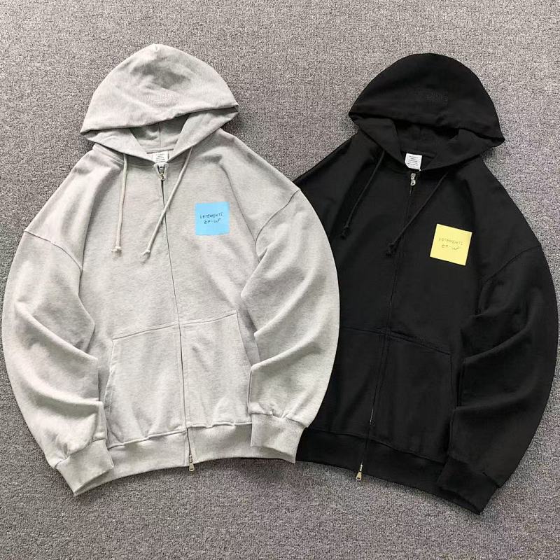 VETEMENTS HOODIE 412130117
