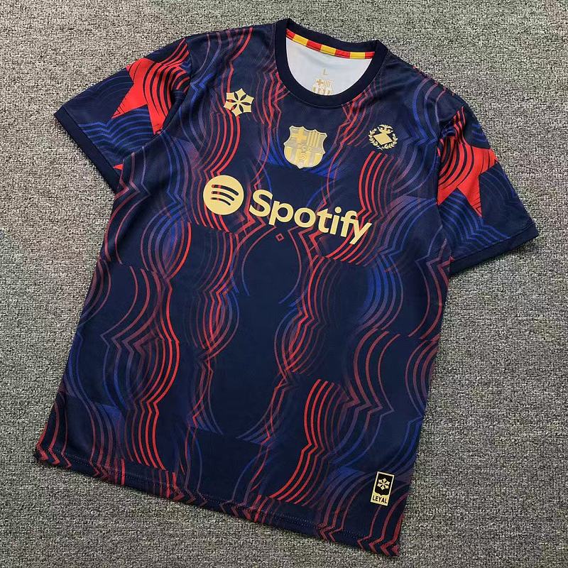 FOOTBALL T-SHIRT 125914002（im 170cm 60kg i wear size L in the phot）
