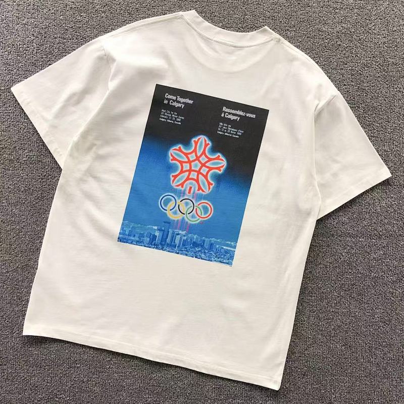 KITH T-SHIRT 57044395 （im 170cm 60kg i wear size L in the phot）