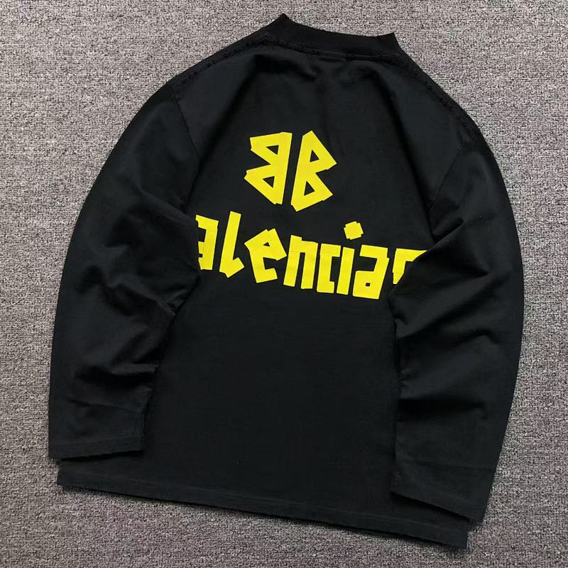 BALENCIAGA LONG SLEEVED 4122721163（im 170cm 60kg i wear size S in the phot）