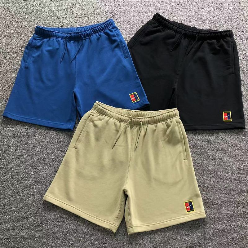 NIKE SHORTS 22050605001（im 170cm 60kg i wear size M in the phot）