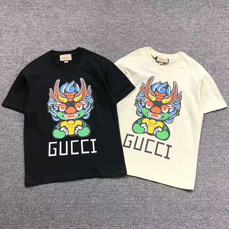 GUCCI T-SHIRT 5051744101（im 170cm 60kg i wear size S in the phot）