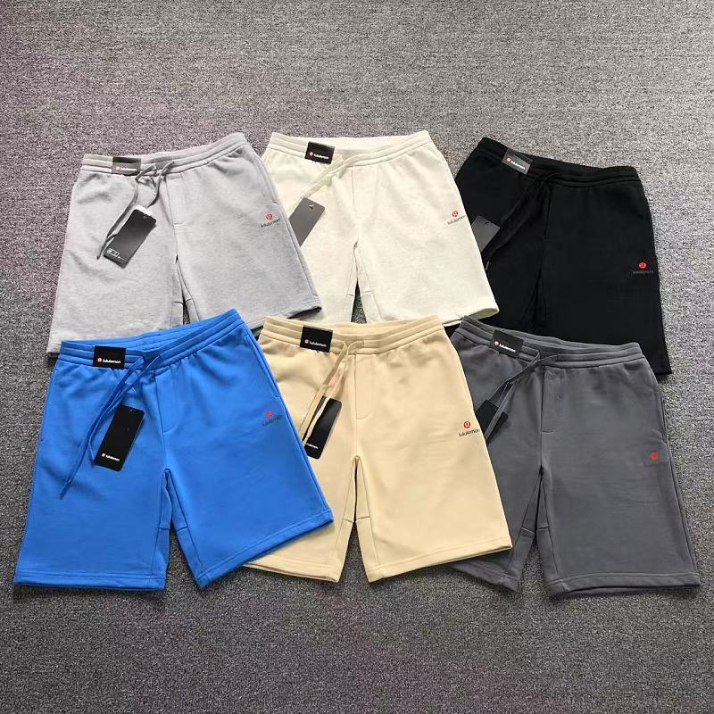 LULULEMON SHORTS 2204251901（im 170cm 60kg i wear size L in the phot）