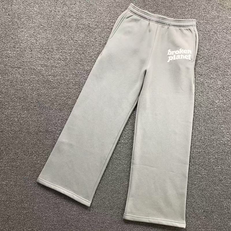 BROKEN PLANET TROUSERS 56123191（im 170cm 60kg i wear size S in the phot）