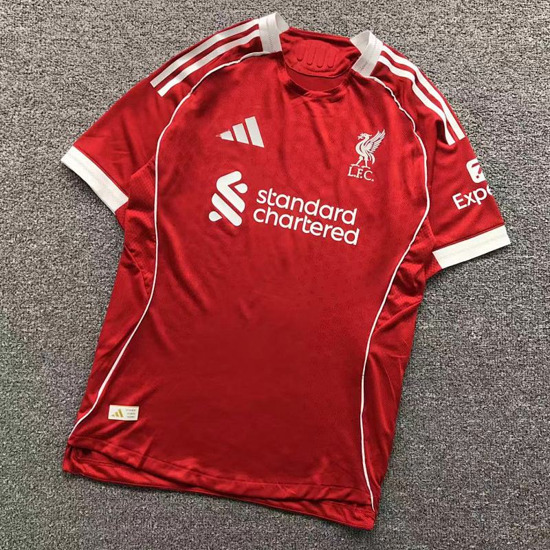 FOOTBALL T-SHIRT 11092810002（im 170cm 60kg i wear size L in the phot）