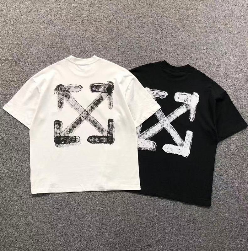 OFF-WHITE T-SHIRT 4123001165（im 170cm 60kg i wear size S in the phot）