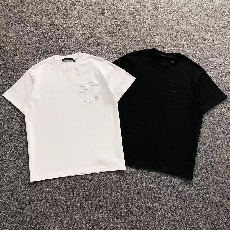 LV T-SHIRT 2208034015（im 170cm 60kg i wear size S in the phot）