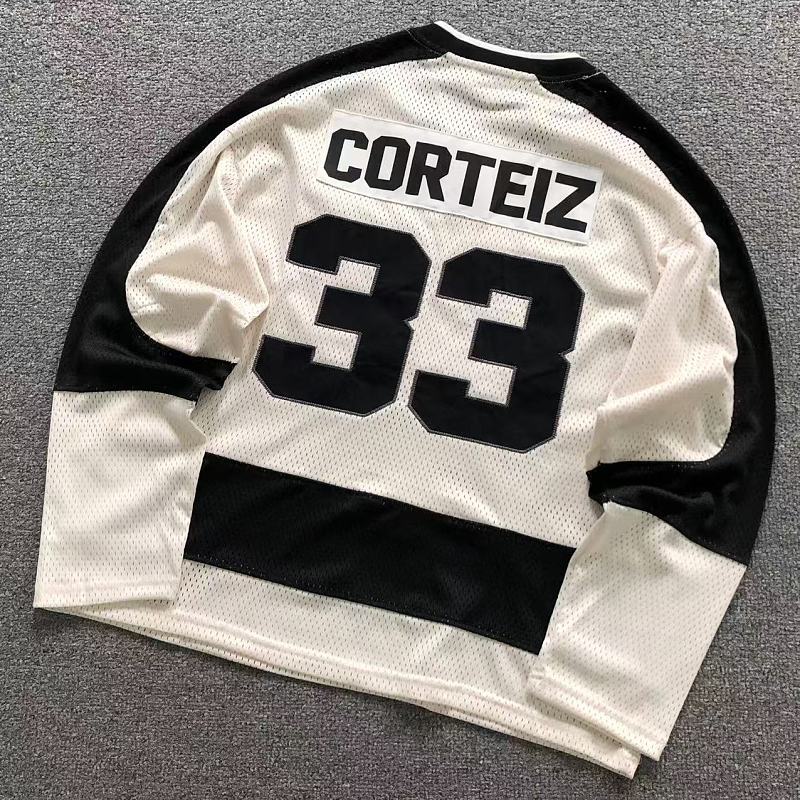 CORTEIZ LONG SLEEVED 3209031117 im 170cm 60kg i wear size L in the phot）