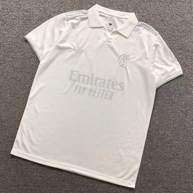 FOOTBALL T-SHIRT 1242426002（im 170cm 60kg i wear size L in the phot）