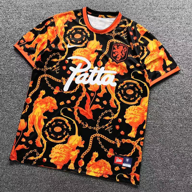 FOOTBALL T-SHIRT 1252653002（im 170cm 60kg i wear size L in the phot）