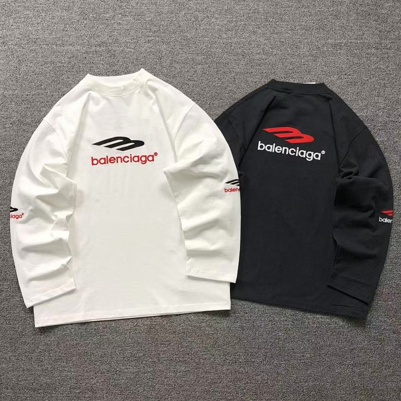 BALENCIAGA HOODIE 4122710163（im 170cm 60kg i wear size XS in the phot）