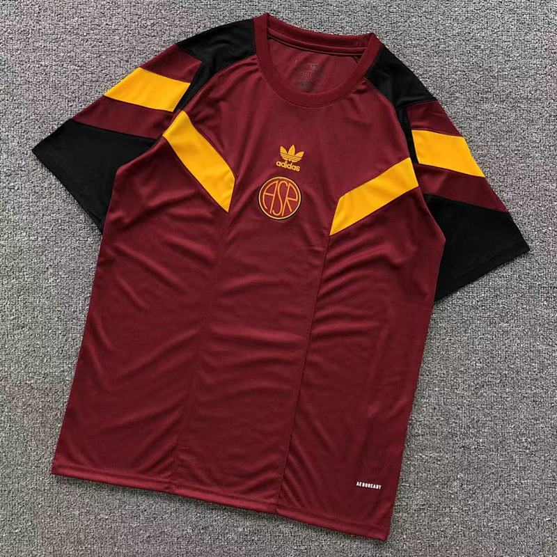 FOOTBALL T-SHIRT 31030432002（im 170cm 55kg i wear size L in the phot）