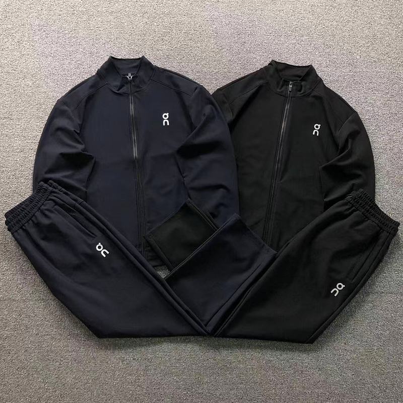 ON HOODIE TROUSERS 2207090104（im 170cm 60kg i wear size 2XL in the phot）