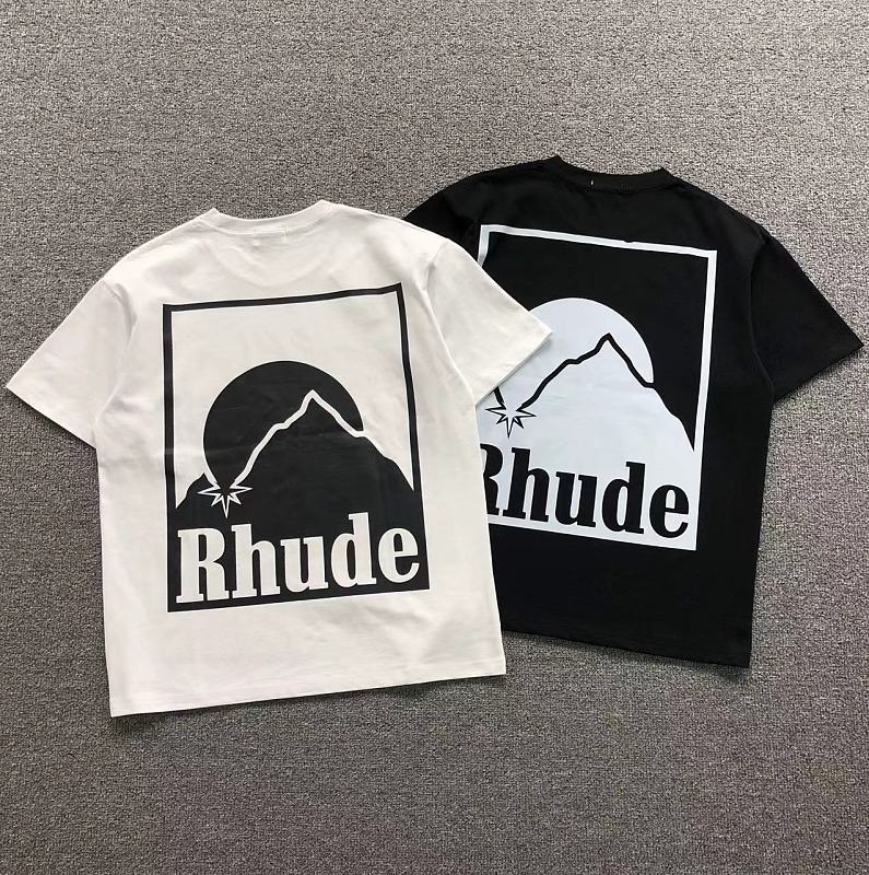 RHUDE T-SHIRT 3204230721 （im 170cm 60kg i wear size S in the phot）