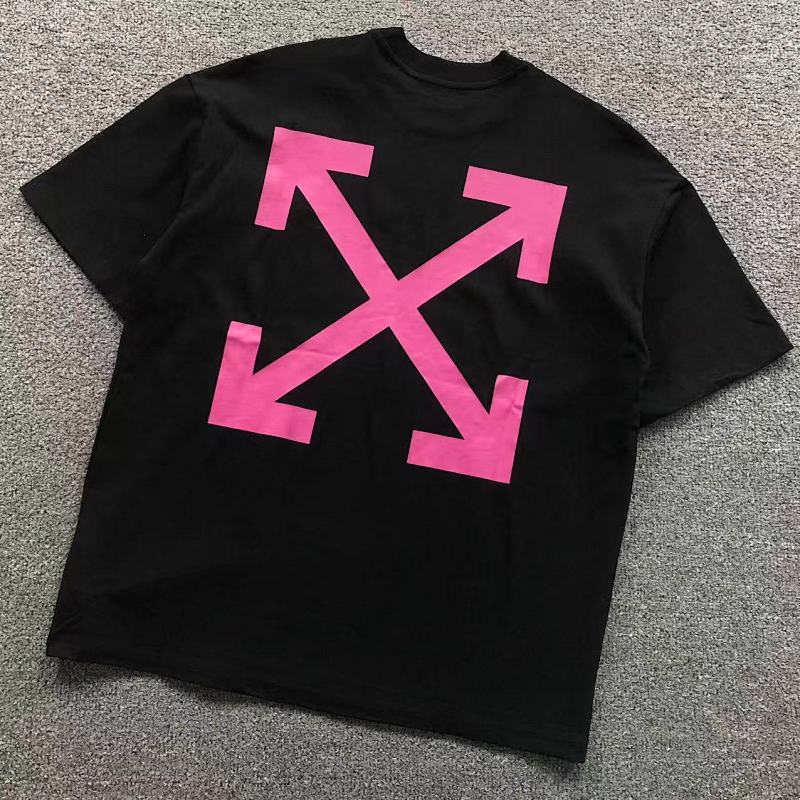OFF-WHITE T-SHIRT 4123004165（im 170cm 60kg i wear size XS in the phot）