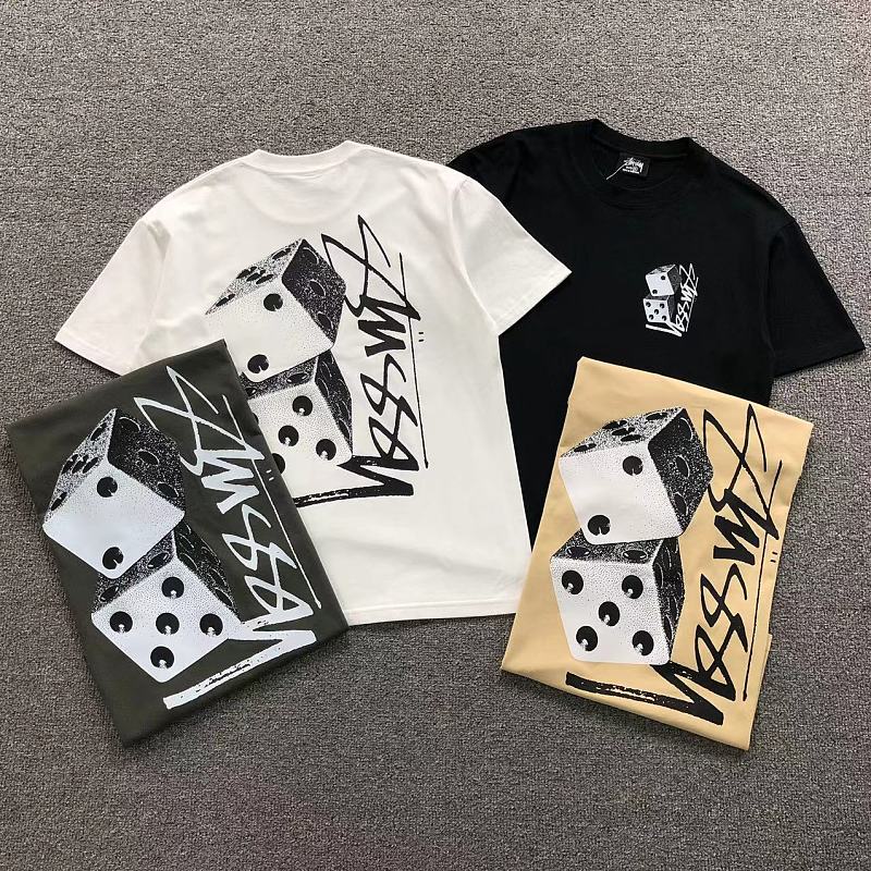 STUSSY T-SHIRT 126171802（im 170cm 60kg i wear size M in the phot）