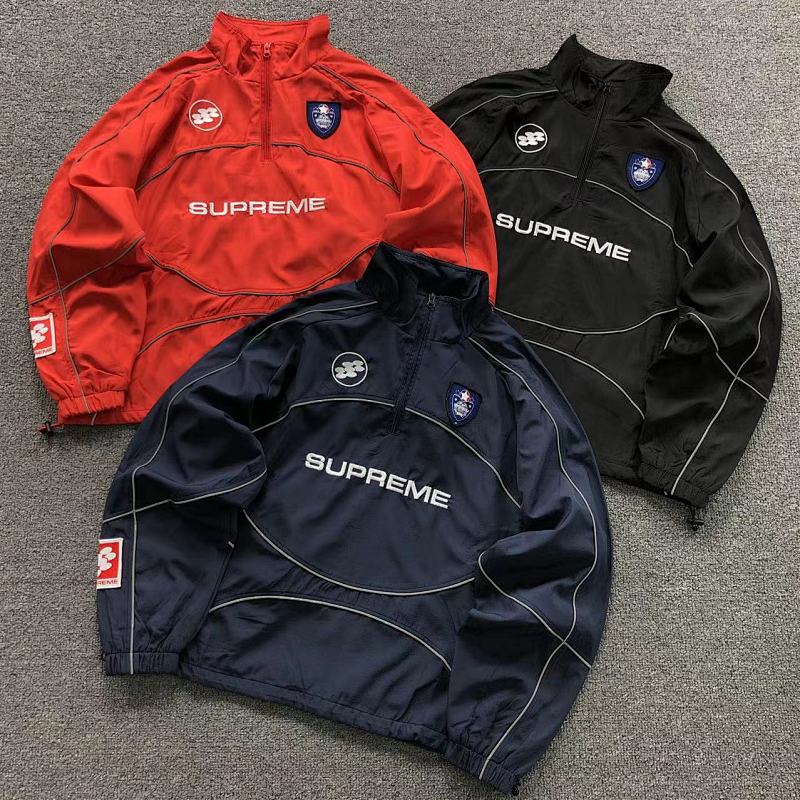 SUPREME JACKET 4107081277（im 170cm 60kg i wear size S in the phot）