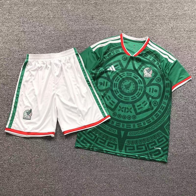 FOOTBALL T-SHIRT SHORTS 11122640002（im 170cm 60kg i wear size L in the phot）