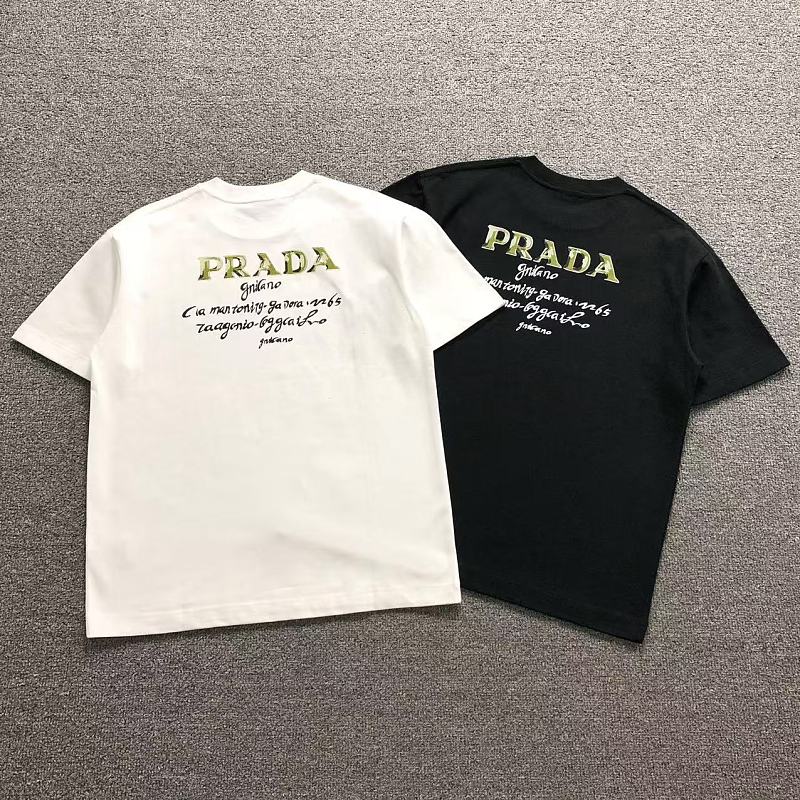 PRADA T-SHIRT 3204181721（im 170cm 60kg i wear size M in the phot）