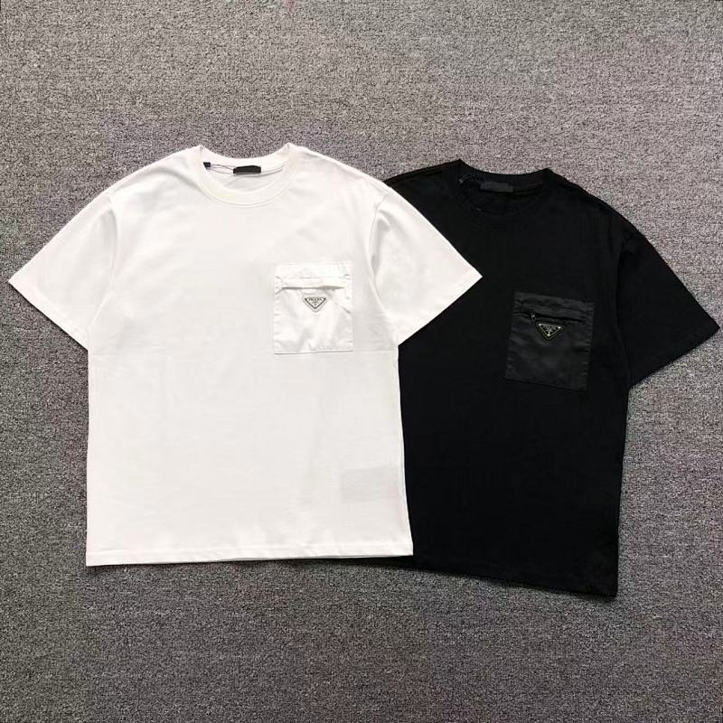 PRADA T-SHIRT 22032009001（im 170cm 60kg i wear size S in the phot）