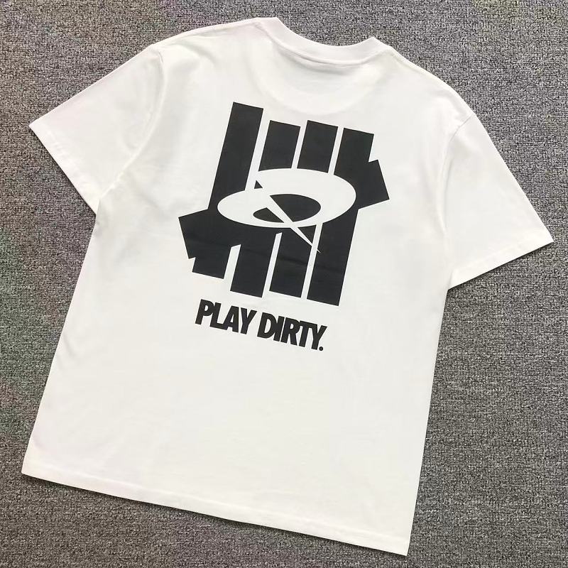 UNDEFEATED T-SHIRT 126171202（im 170cm 60kg i wear size M in the phot）