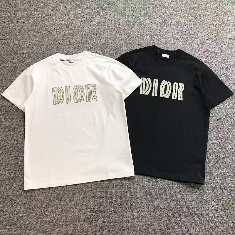 DIOR T-SHIRT 311210721（im 170cm 57kg i wear size XS in the phot）