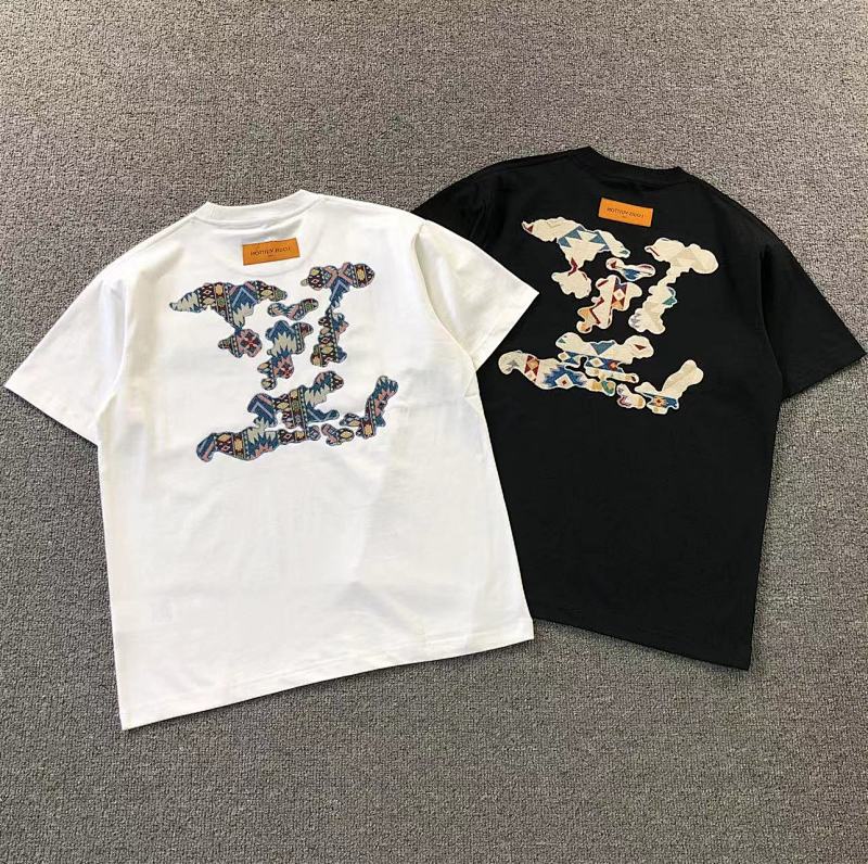 LV T-SHIRT 11122015137（im 170cm 55kg i wear size M in the phot）