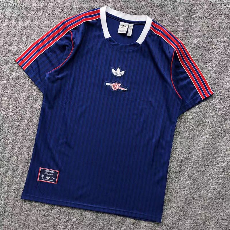 FOOTBALL T-SHIRT 31032207002（im 170cm 60kg i wear size M in the phot）