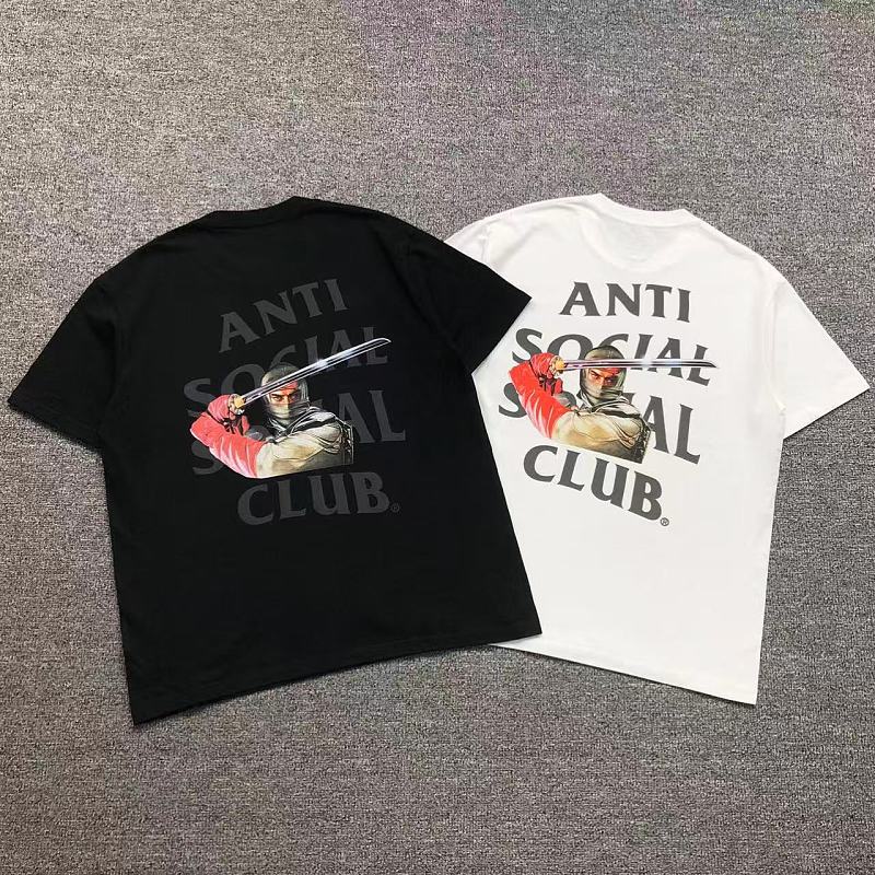 ANTI SOCIAL SOCIAL CLUB T-SHIRT 3206220902（im 170cm 60kg i wear size L in the phot）
