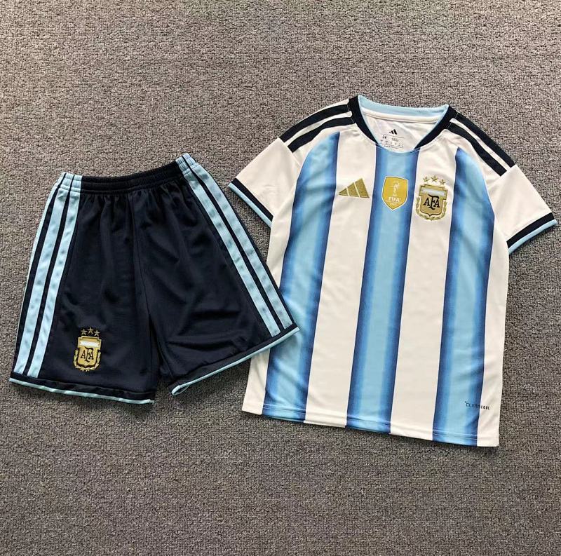 FOOTBALL T-SHIRT SHORTS CHILD 1211634002