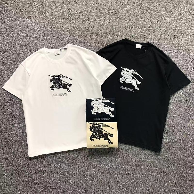 BURBERRY T-SHIRT 2204183401（im 170cm 60kg i wear size XL in the phot）
