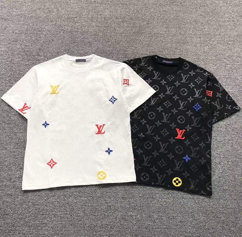 LV T-SHIRT 3103230820（im 170cm 60kg i wear size S in the phot）