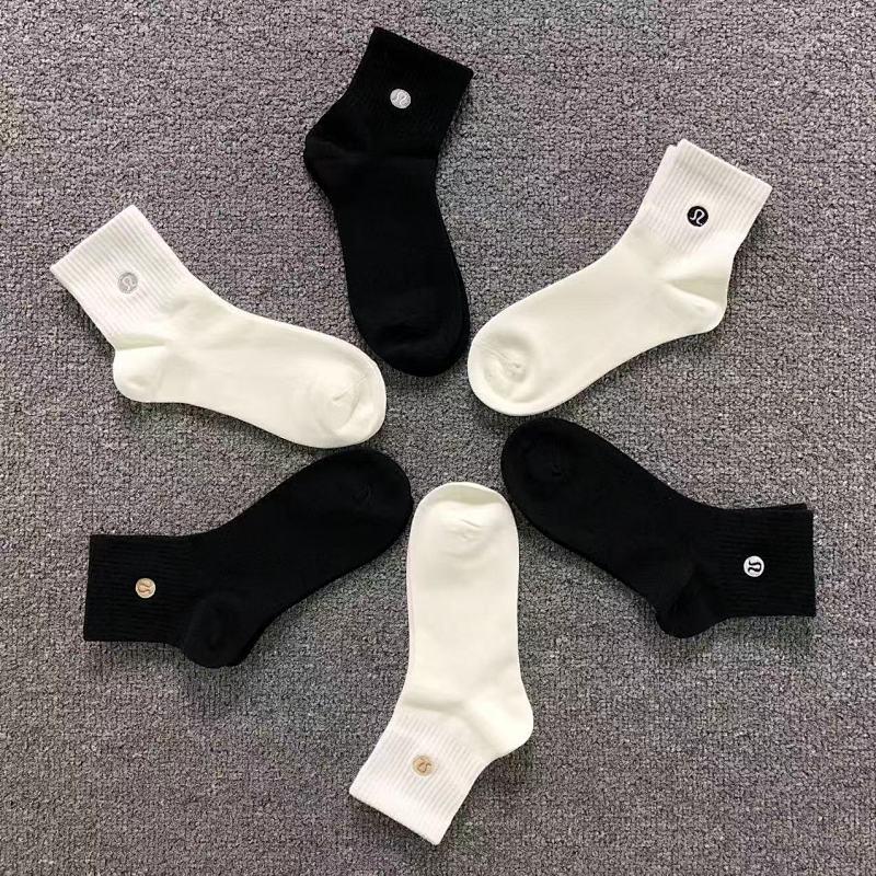 LULULEMON SOCKS 4110310877