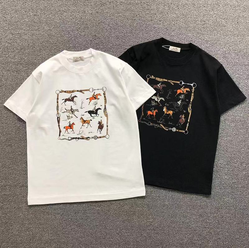 HERMES T-SHIRT 524290419（im 170cm 60kg i wear size M in the phot）