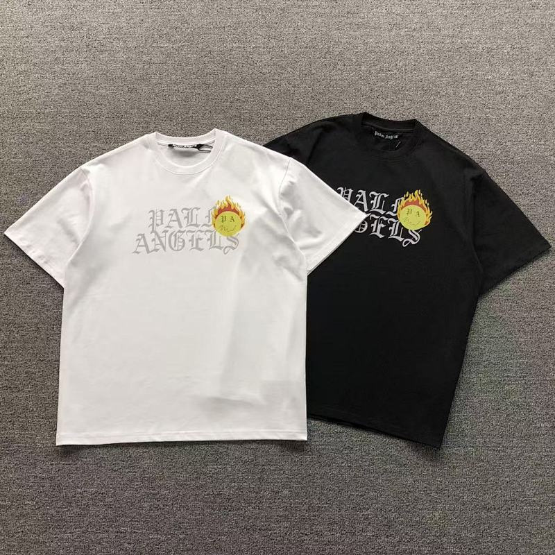 PALM ANGELS T-SHIRT 41060931121（im 170cm 60kg i wear size L in the phot）