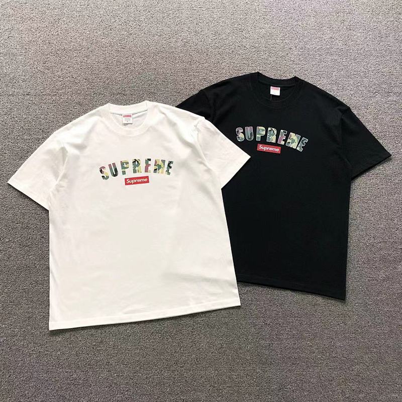 SUPREME T-SHIRT 5231932123（im 170cm 60kg i wear size M in the phot）